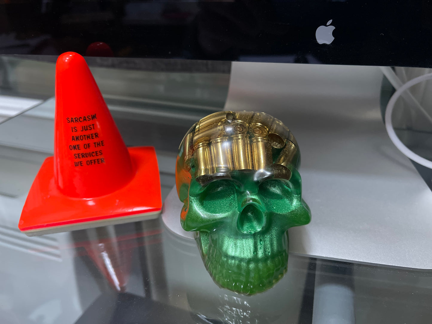 Large resin skull with 9mm socket