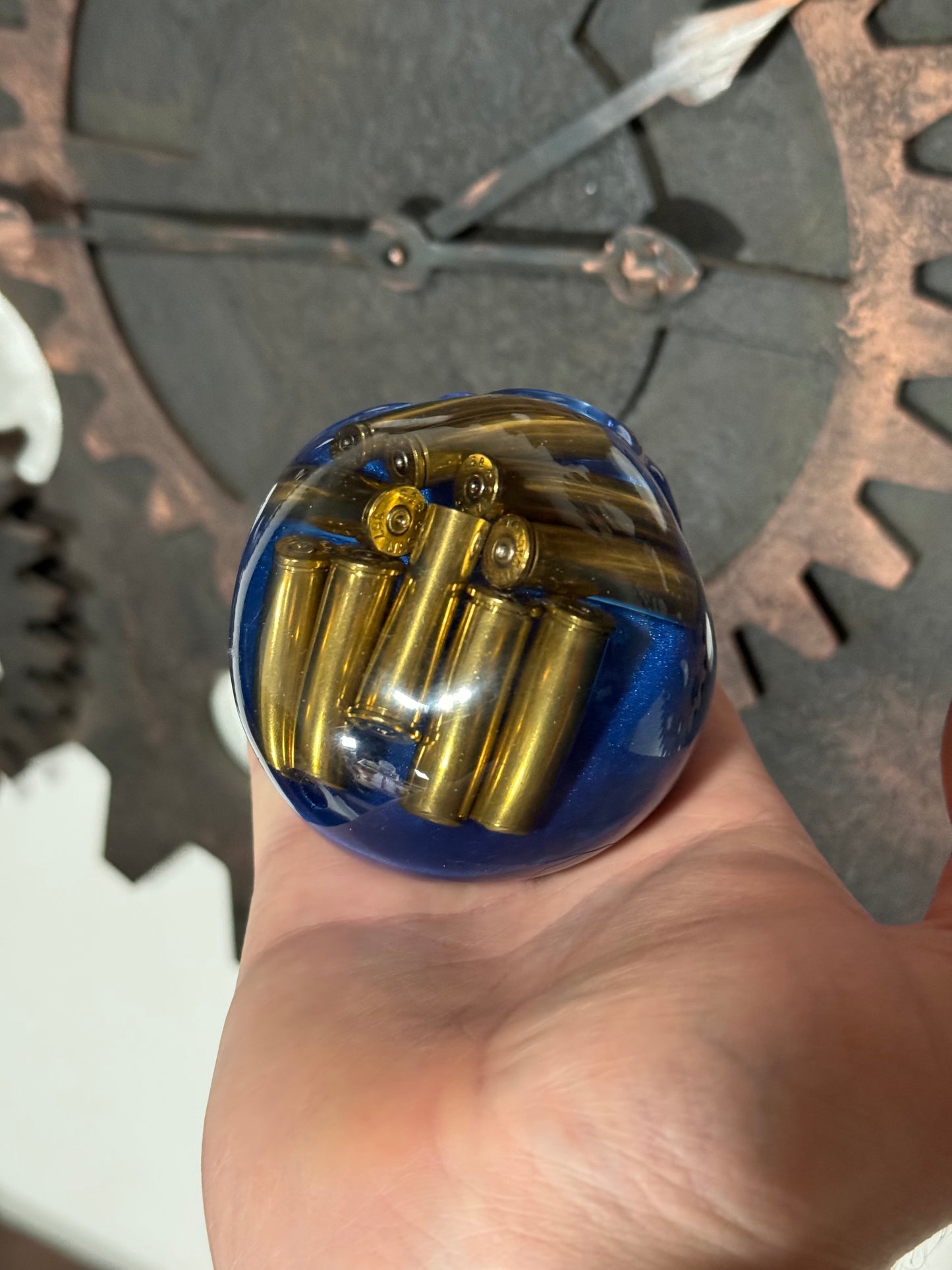 Grand Crane bleu avec douille de revolver comme le colt python 38 / 357 magnum